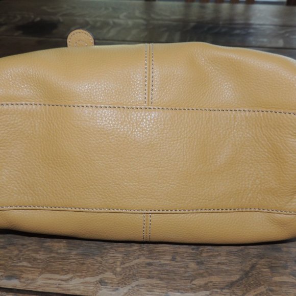 Tiganello Yellow Leather Small Barrell Bag New - Picture 4 of 5